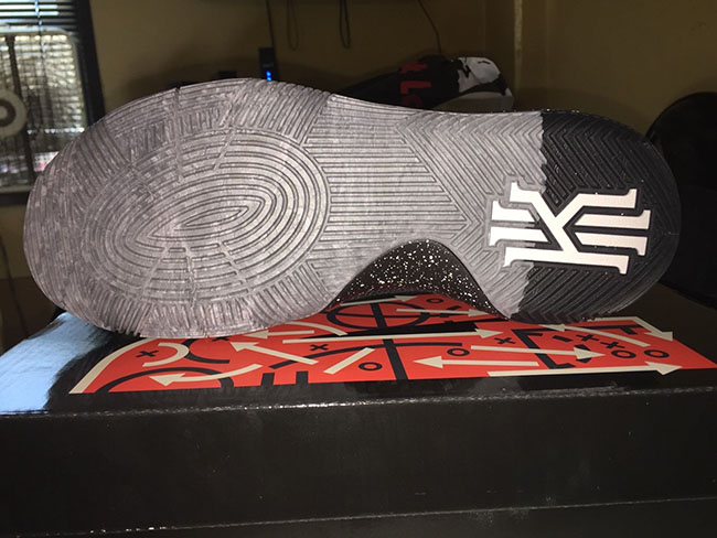 EYBL Nike Kyrie 2