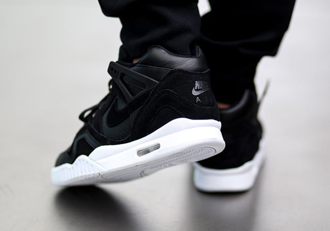 Nike Air Tech Challenge II Laser Black White