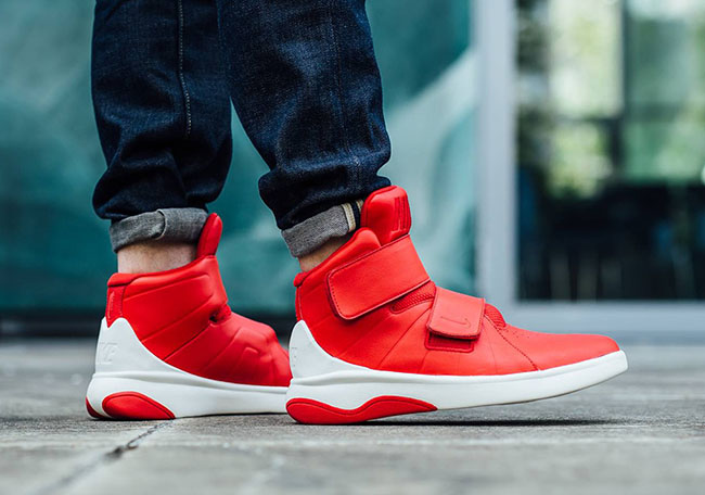 Nike Marxman University Red