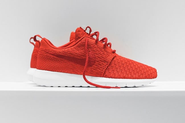 Nike Roshe NM Flyknit Pack University Red