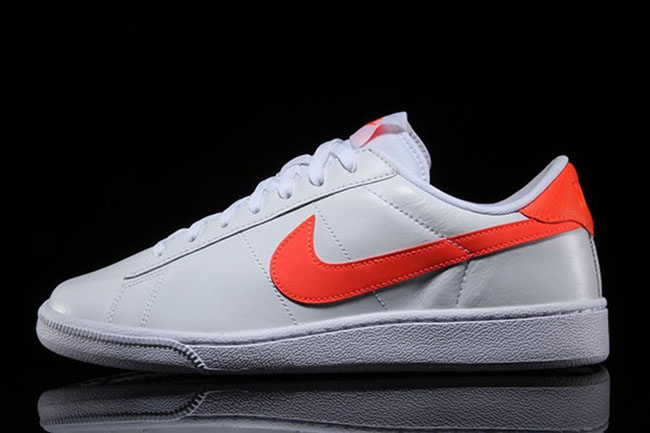 Nike Tennis Classic Total Crimson