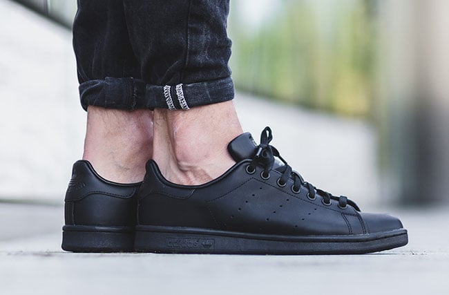 قمة مجهد علم stan smith black black 