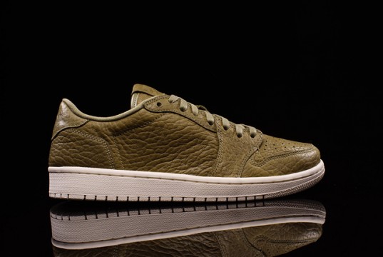 Mens Nike Air Jordan Retro 4 UK Outlet Nike Roshe Hyp Qs Shoes Online UK Outlet