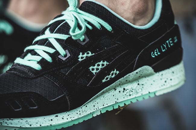 mint green asics gel lyte iii