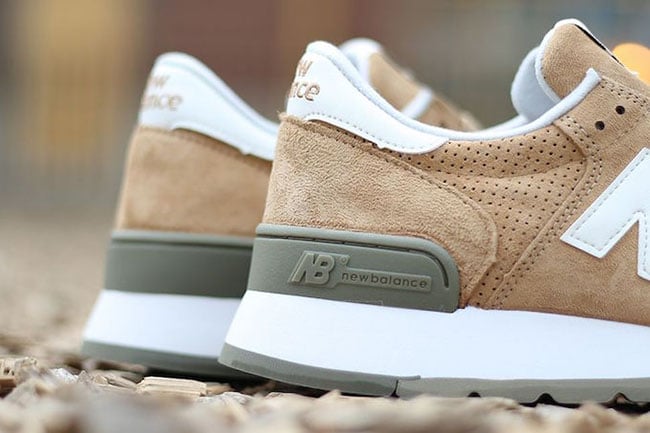 New Balance M990 Beige