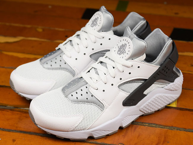 Nike Air Huarache White Wolf Grey