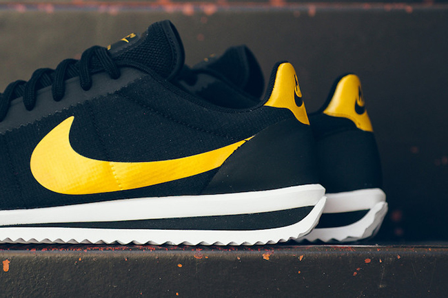 Nike Cortez Ultra Black Gold