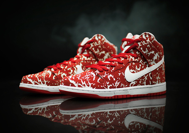 Nike SB Dunk High Raw Meat