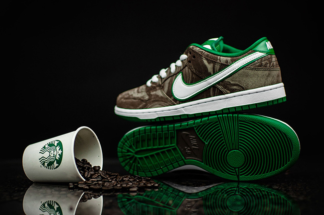 Nike SB Dunk Low Starbucks