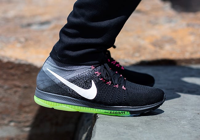 Nike Zoom All Out Flyknit Black Grey Neon Pink Release