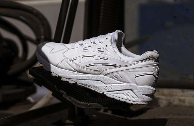 size Asics Gel Kayano Italian Leather Triple White