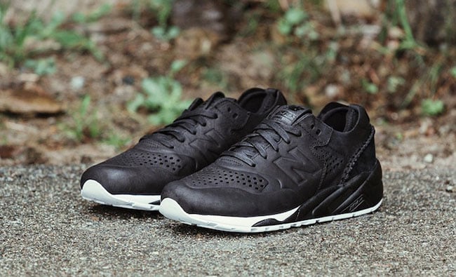 wings horns New Balance 580 Deconstructed