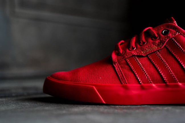 adidas Seeley Scarlet Red