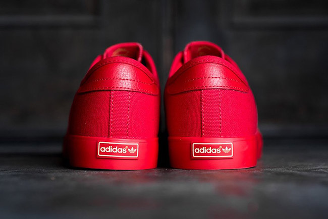 adidas Seeley Scarlet Red