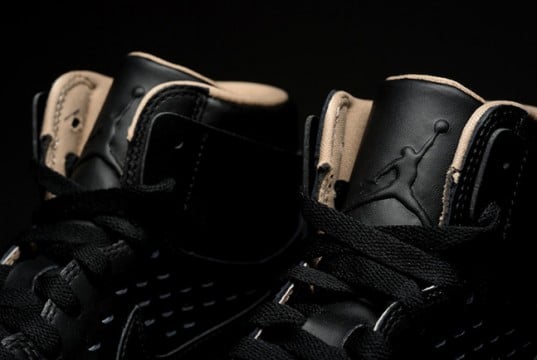 Huge Heels UK Outlet Nike Roshe Dyn Fw Shoes Outlet UK Outlet