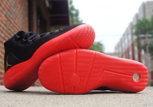 Jordan Reveal Infrared Black Gold