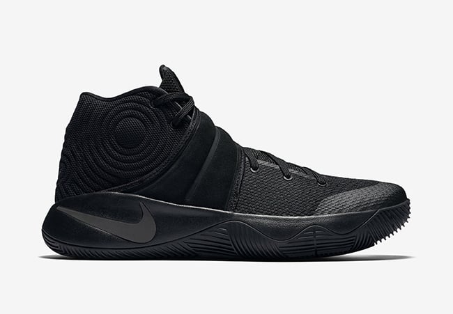 Kyrie 2 Triple Black