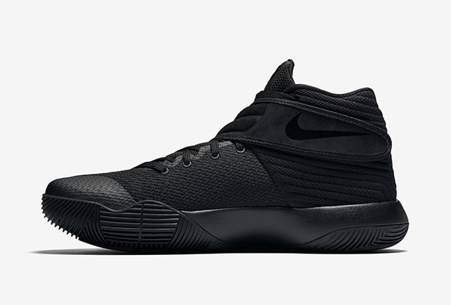 kyrie 2 triple black