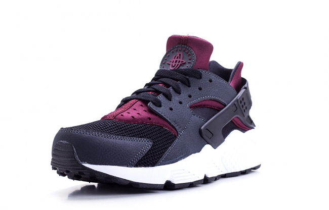 Nike Air Huarache Night Maroon