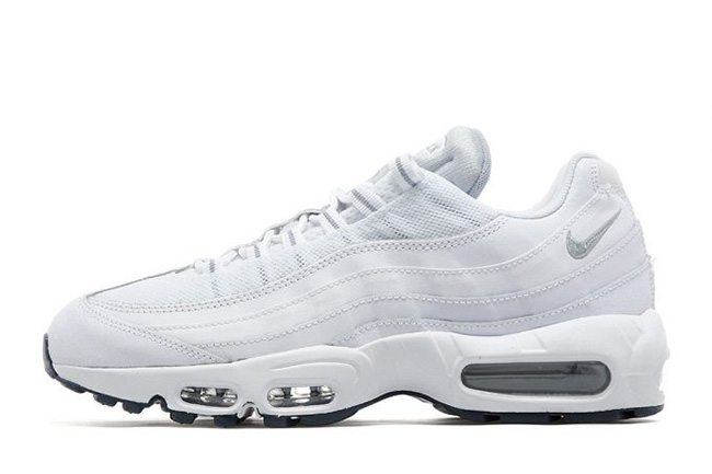 white and gray air max 95