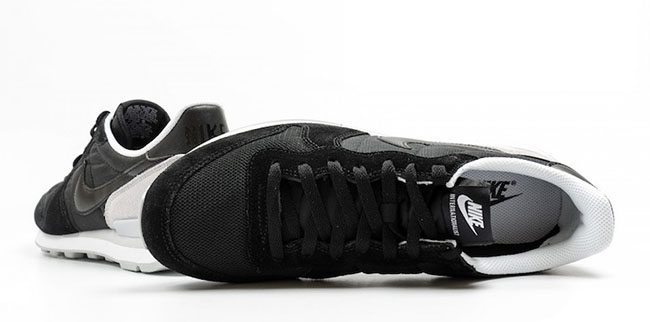 Nike Internationalist Black Grey
