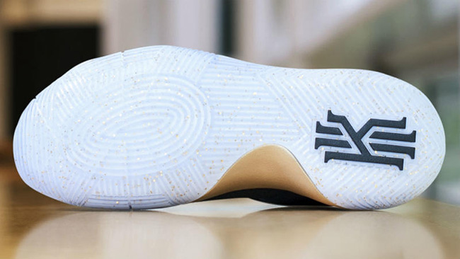 Nike Kyrie 2 Navy Gold Finals PE