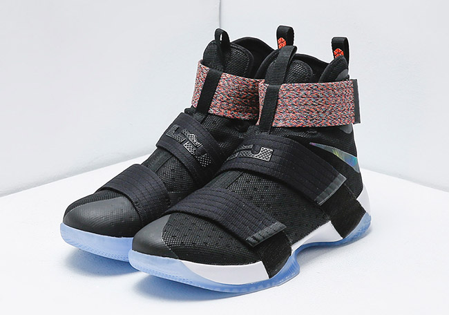 Nike LeBron Soldier 10 EP Iridescent