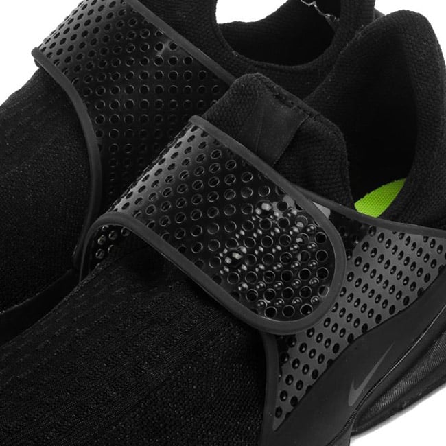 Nike Sock Dart Triple Black