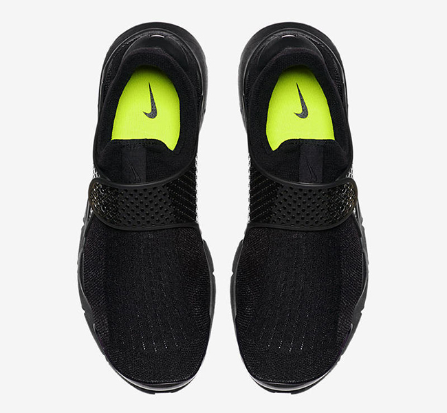 black nike sock shoes