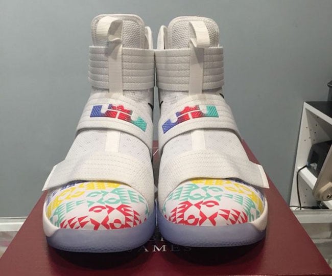 lebron soldier 10 grade school