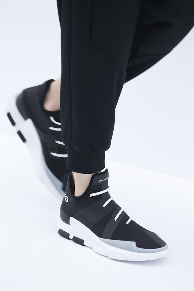 Razón Persona a cargo Molesto adidas Y-3 2017 Spring Summer Footwear | SneakerFiles