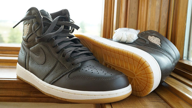 Anthony Hamilton Air Jordan 1 Brown Gum