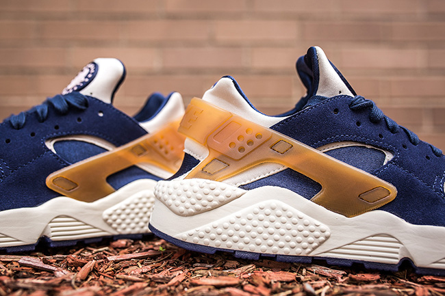 Nike Air Huarache Premium Navy Brown Sail