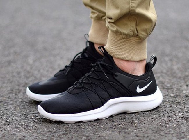 Nike Darwin Black White