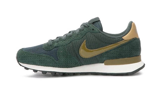 Nike Internationalist SE Seaweed