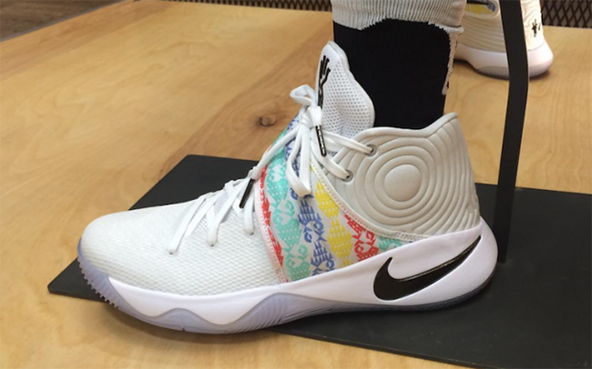 Nike Kyrie 2 The Academy