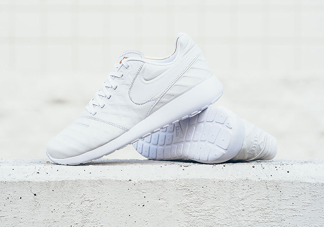 Nike Roshe Tiempo VI Triple White