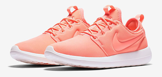 Nike WMNS Roshe Two Atomic Pink
