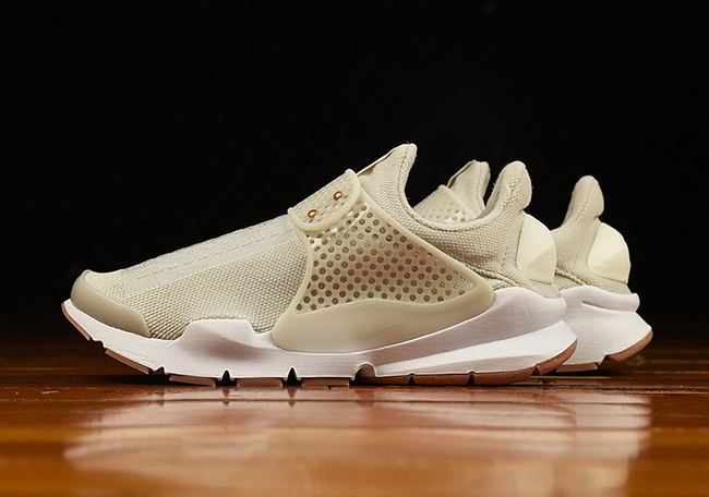 Nike Sock Dart Light Bone Womens