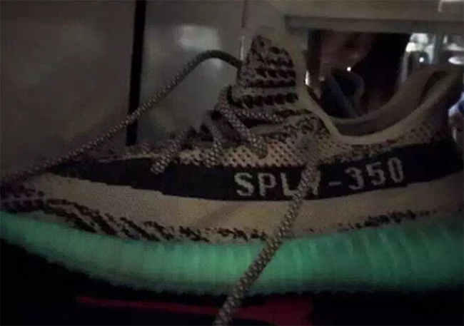 adidas Yeezy 350 Boost V2 Glow in the Dark