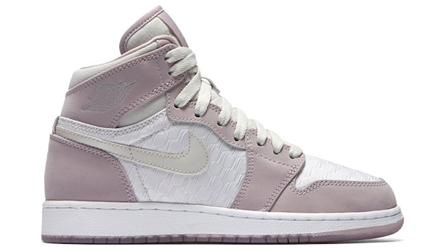 Air Jordan 1 GS Heiress Plum Fog