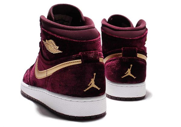 maroon velvet jordans
