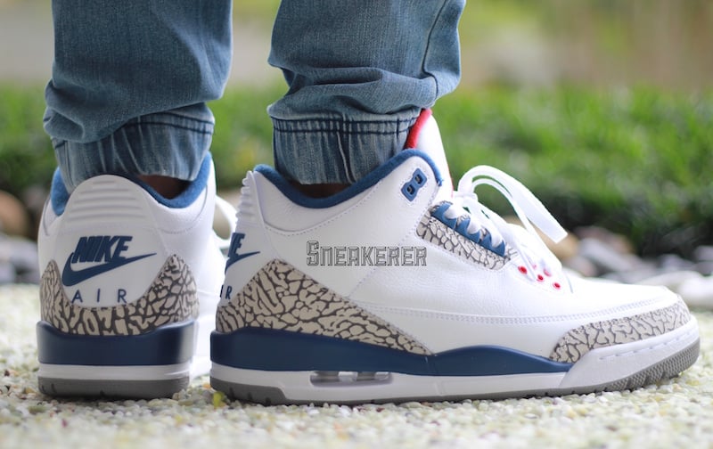 Air Jordan 3 OG True Blue On Feet