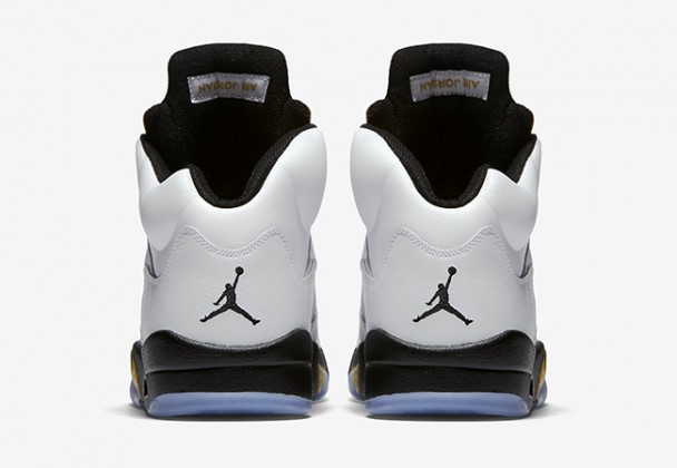 Nike Air Max 90 Style With Skinny Jeans White Air Max 90 Background Black