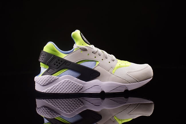 Nike Air Huarache Volt