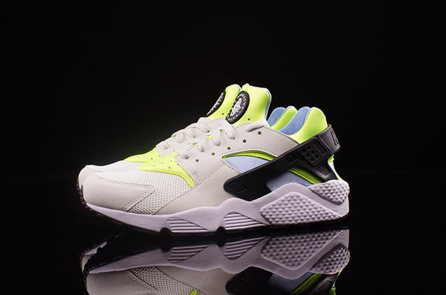 Volt Lands on the Nike Air Huarache and Air Zoom Pegasus 92