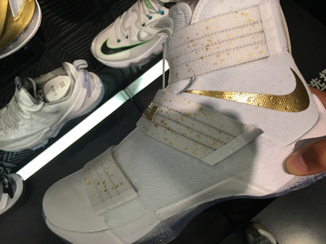 Nike LeBron Soldier 10 White Gold