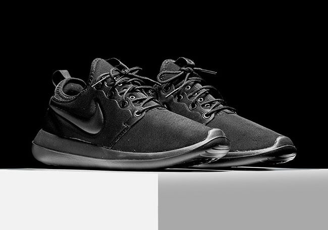 Nike Roshe Two ‘Triple Black’