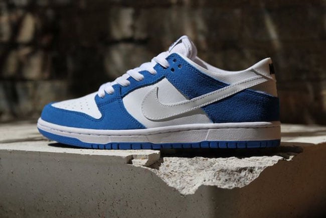 nike dunks white with blue