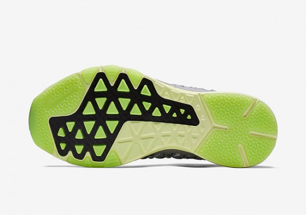 Nike Train Ultrafast Flyknit CR7 Wolf Grey Clear Jade | SneakerFiles